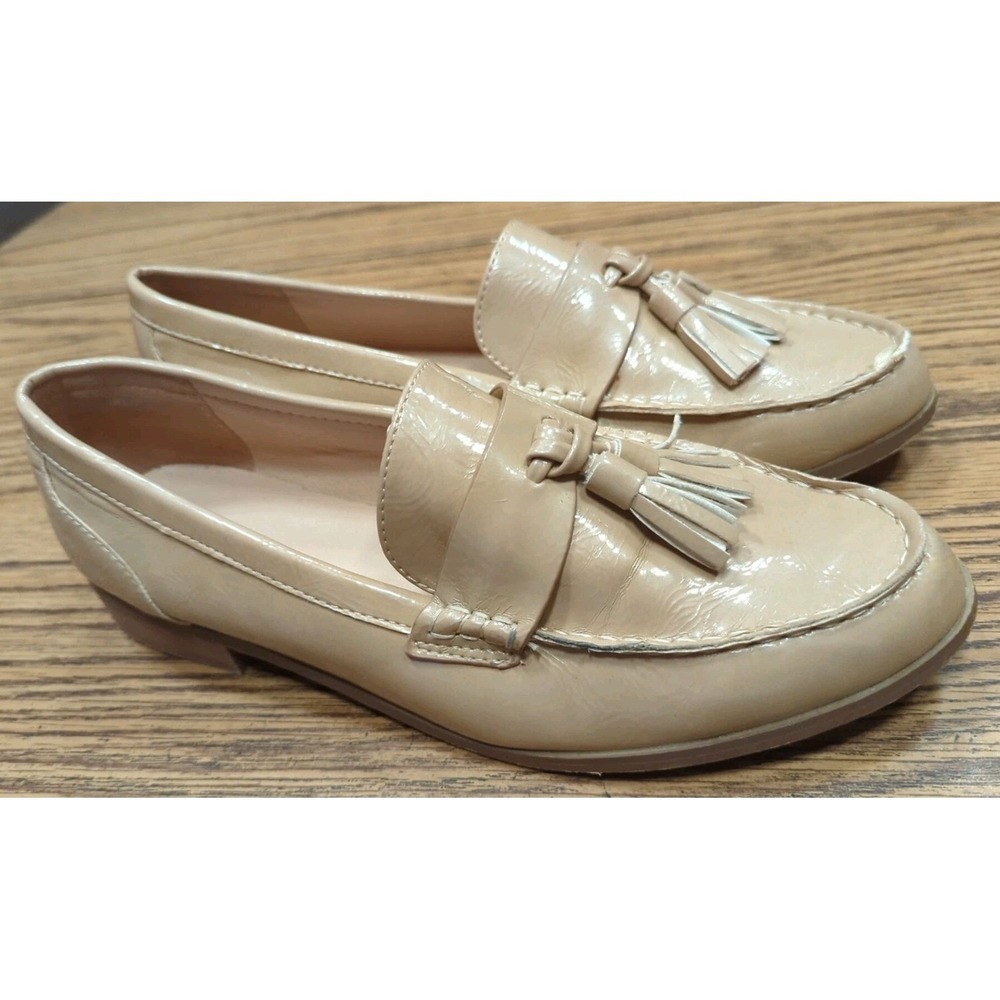 Moow Women's Shiny Tan Tassels Natural Slip-On Loafer Size US 9 (41) READ! - Picture 3 of 15
